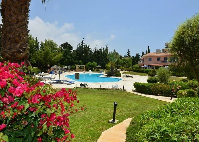 Limnaria Sunny Garden Paphos